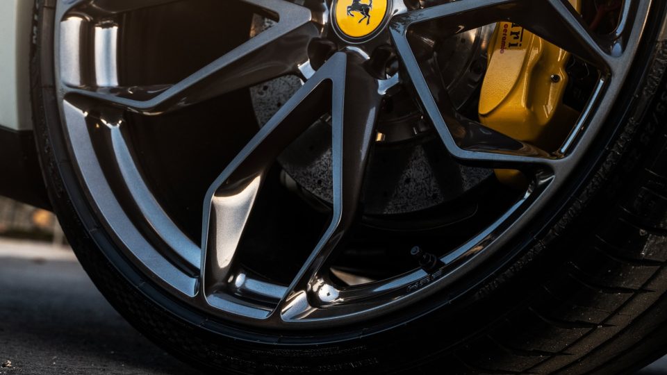 Ferrari GTC4 Lusso on HRE P201