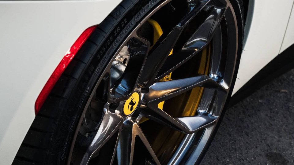 Ferrari GTC4 Lusso on HRE P201