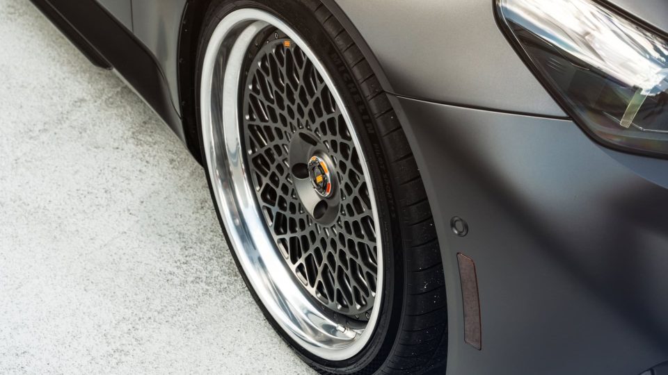 BMW G90 M5 | | on 1886 S009 | Satin Charcoal
