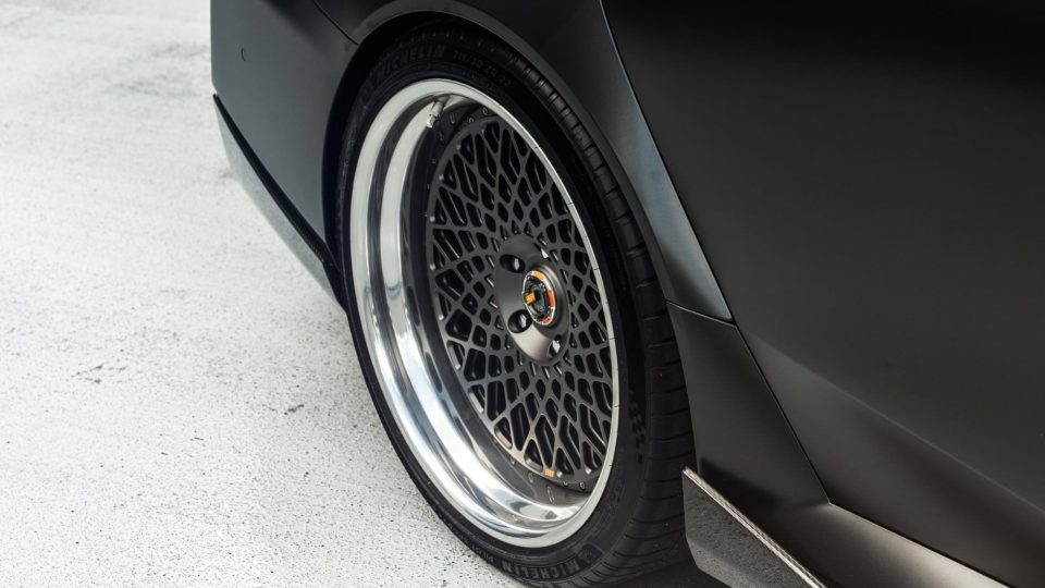 BMW G90 M5 | | on 1886 S009 | Satin Charcoal