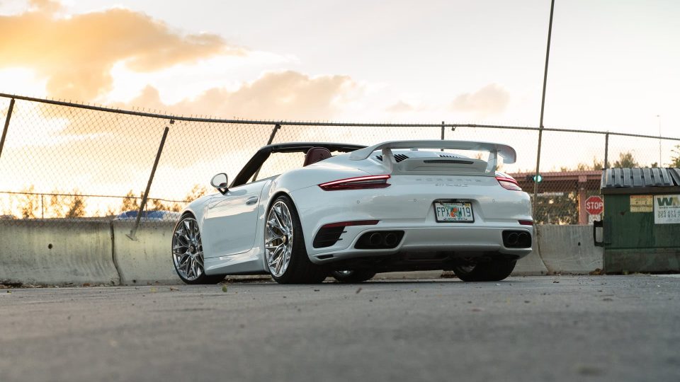 Porsche 991 Turbo S | Carerra White | on HRE P200 | Polished Clear