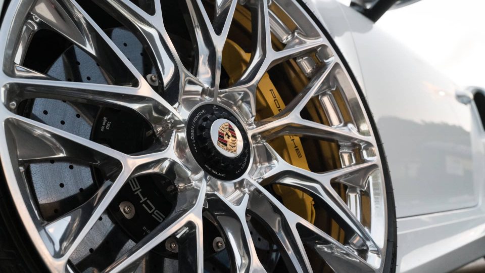 Porsche 991 Turbo S | Carerra White | on HRE P200 | Polished Clear