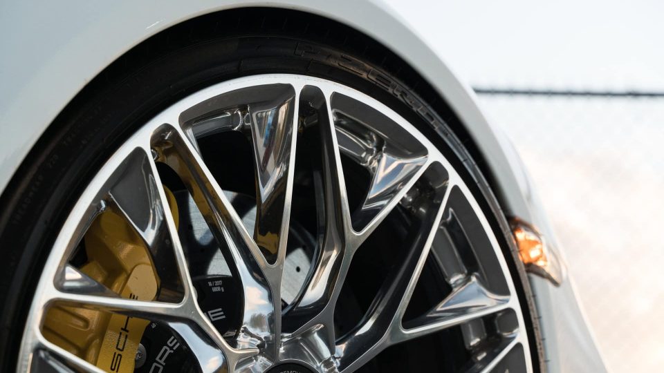Porsche 991 Turbo S | Carerra White | on HRE P200 | Polished Clear