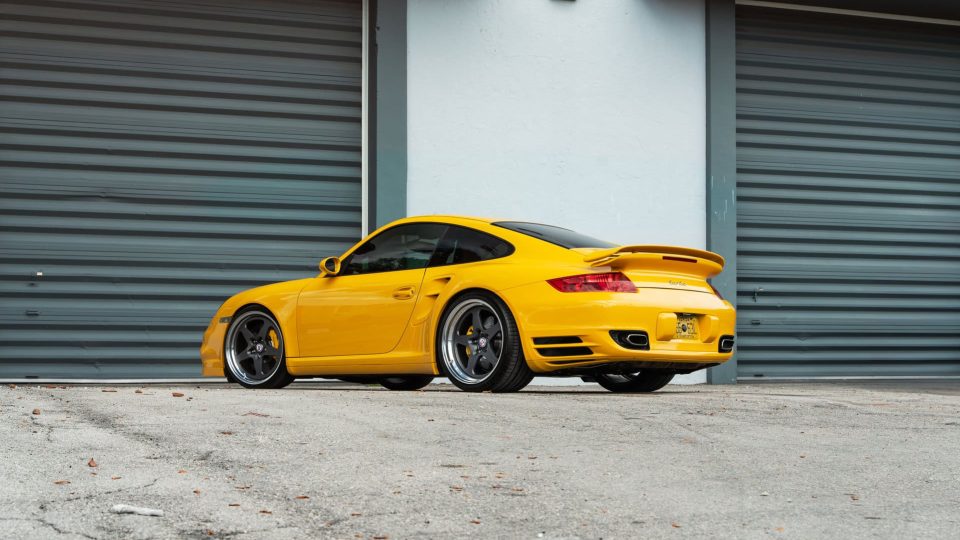 Porsche 997 Turbo | Signal Yellow | on HRE 527 FMR | Satin Charcoal