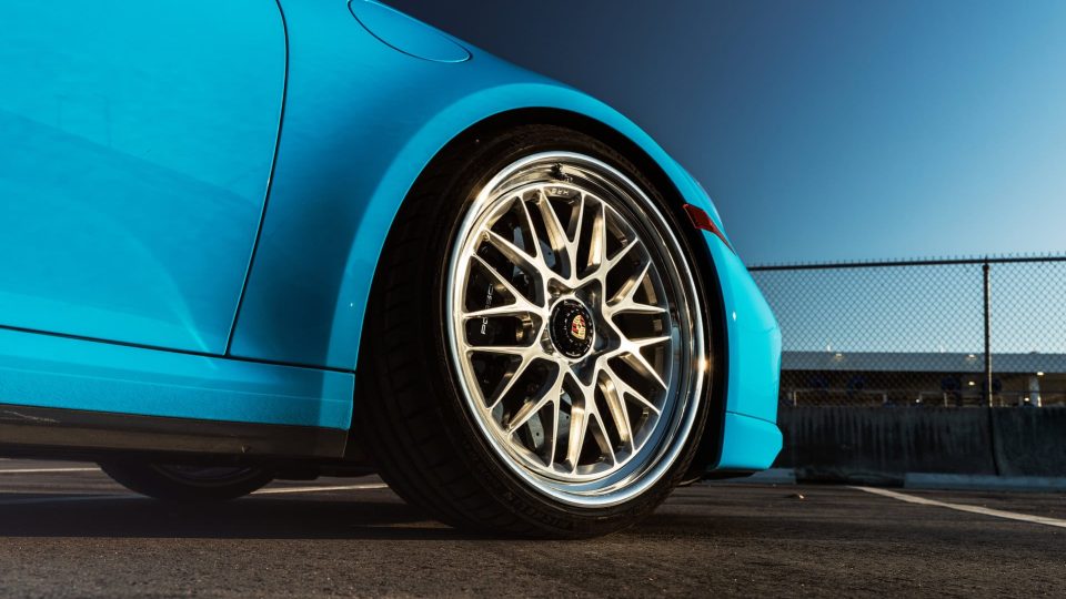 Porsche 992.1 Turbo S | Riviera Blue| on HRE 520 FMR | Brushed Clear