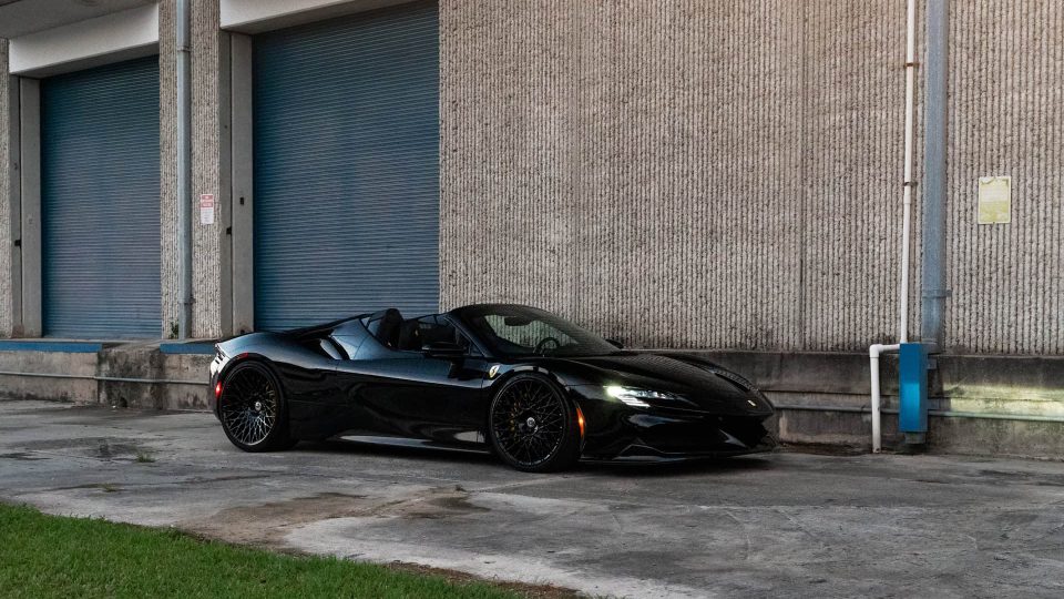 Ferrari SF90 | Nero | on HRE 501M | Gloss Black