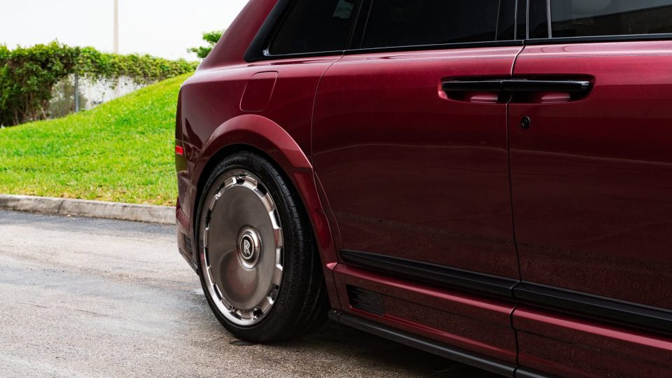 Urban Automitive Cullinan | | on HRE L108M | Polished Dark Clear