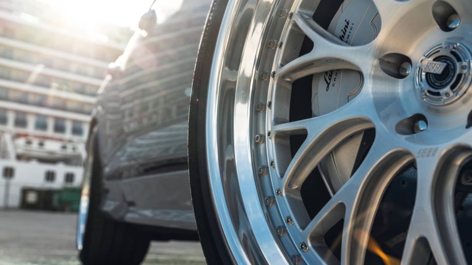 Lamborghini Urus SE | Grigio Nimbus | on 1886 S014 | Brushed Clear 