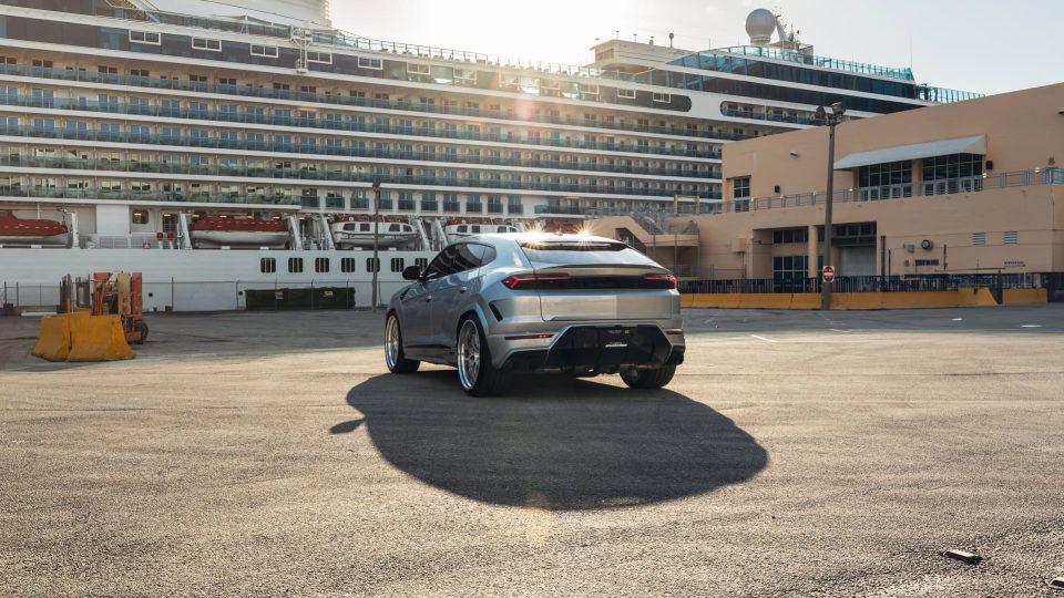 Lamborghini Urus SE | Grigio Nimbus | on 1886 S014 | Brushed Clear 