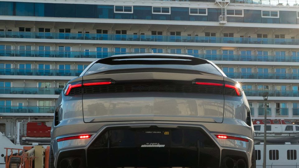 Lamborghini Urus SE | Grigio Nimbus | on 1886 S014 | Brushed Clear 