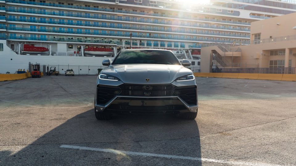 Lamborghini Urus SE | Grigio Nimbus | on 1886 S014 | Brushed Clear 
