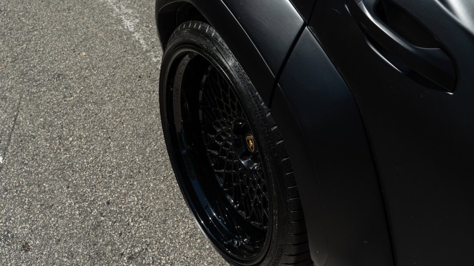 1016 Industries: Urus | Nero Noctis | on 1886 S009 | Satin Black