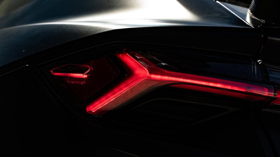 1016 Industries: Urus | Nero Noctis | on 1886 S009 | Satin Black