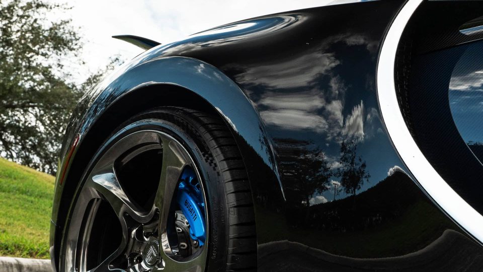 Bugatti Chiron | on ANRKY XR-105 | Mirror Polished Smoke