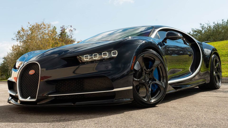 Bugatti Chiron | on ANRKY XR-105 | Mirror Polished Smoke