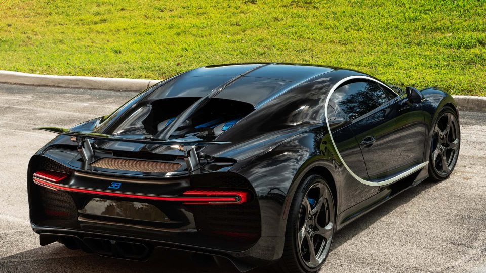 Bugatti Chiron | on ANRKY XR-105 | Mirror Polished Smoke