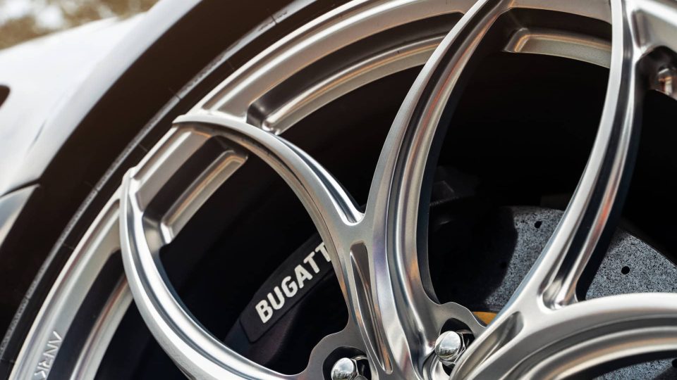 Bugatti Veyron | on ANRKY S1-X0 | Frozen Polished Clear