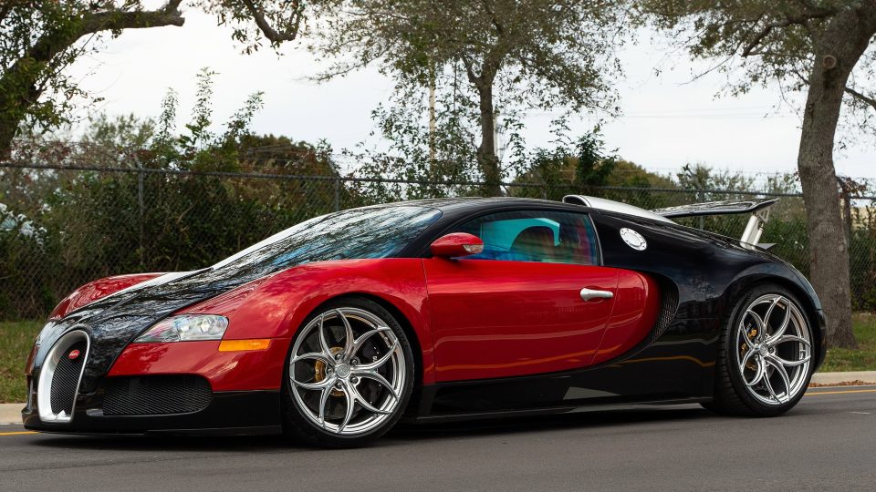 Bugatti Veyron | on ANRKY S1-X0 | Frozen Polished Clear