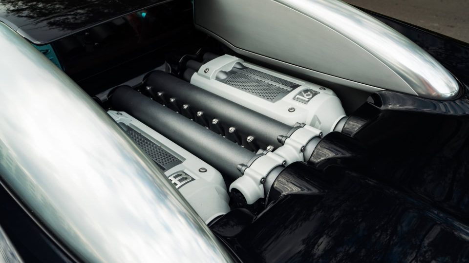 Bugatti Veyron | on ANRKY S1-X0 | Frozen Polished Clear