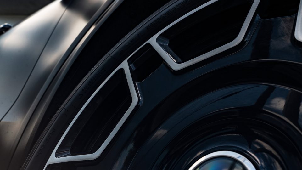Cadillac Escalade iQ  | | on ANRKY RF-77 | Two Tone: Gloss Black Face + Brushed Windows 