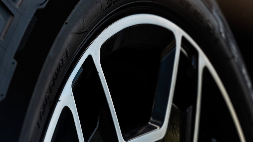 Cadillac Escalade iQ  | | on ANRKY RF-77 | Two Tone: Gloss Black Face + Brushed Windows 