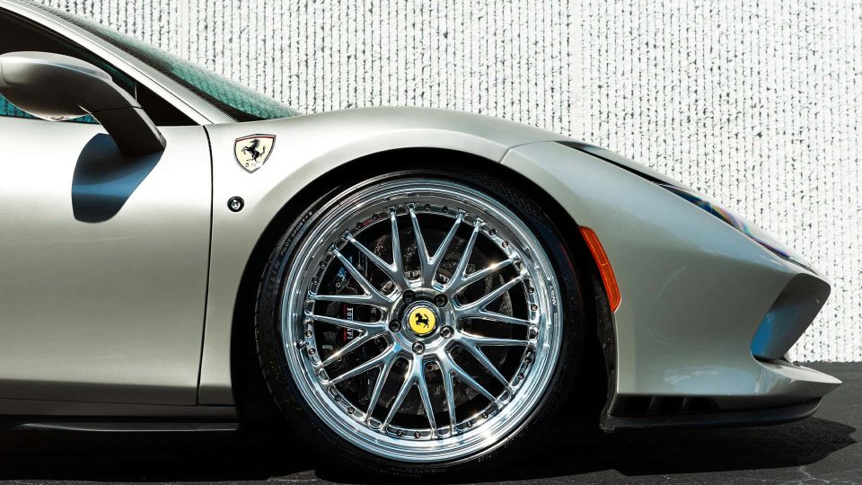 Ferrari F8 | | on ANRKY JDX-220 | Two Tone: Brushed Face + Mirror Polished Windows