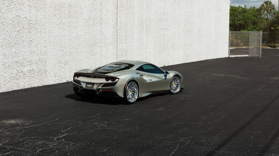 Ferrari F8 | | on ANRKY JDX-220 | Two Tone: Brushed Face + Mirror Polished Windows