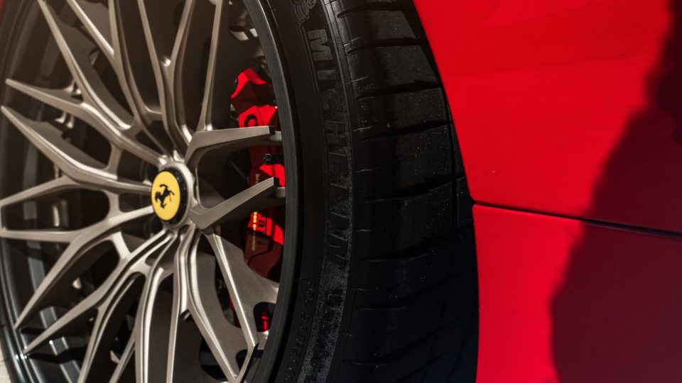 Novitec F8 Spider | Rosso Corsa | on ANRKY RS1.3 | Satin White Gold
