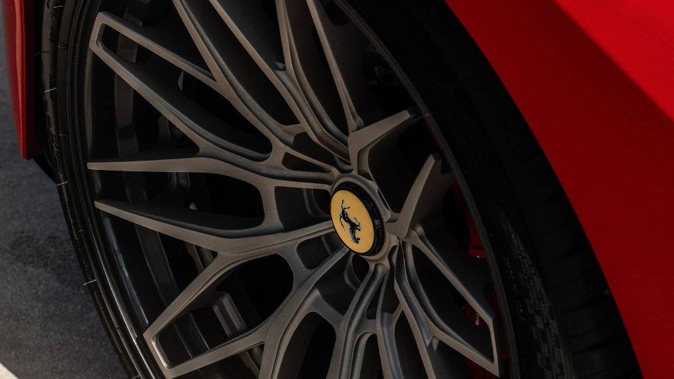 Novitec F8 Spider | Rosso Corsa | on ANRKY RS1.3 | Satin White Gold