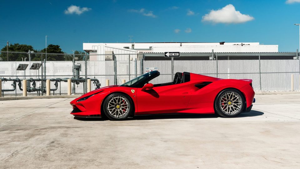 Novitec F8 Spider | Rosso Corsa | on ANRKY RS1.3 | Satin White Gold
