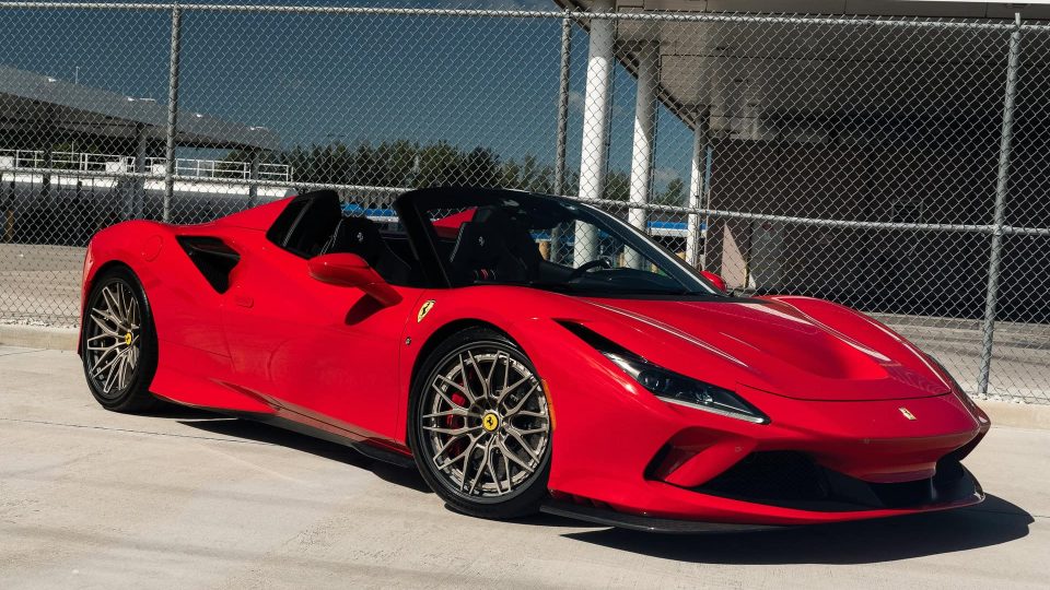 Novitec F8 Spider | Rosso Corsa | on ANRKY RS1.3 | Satin White Gold