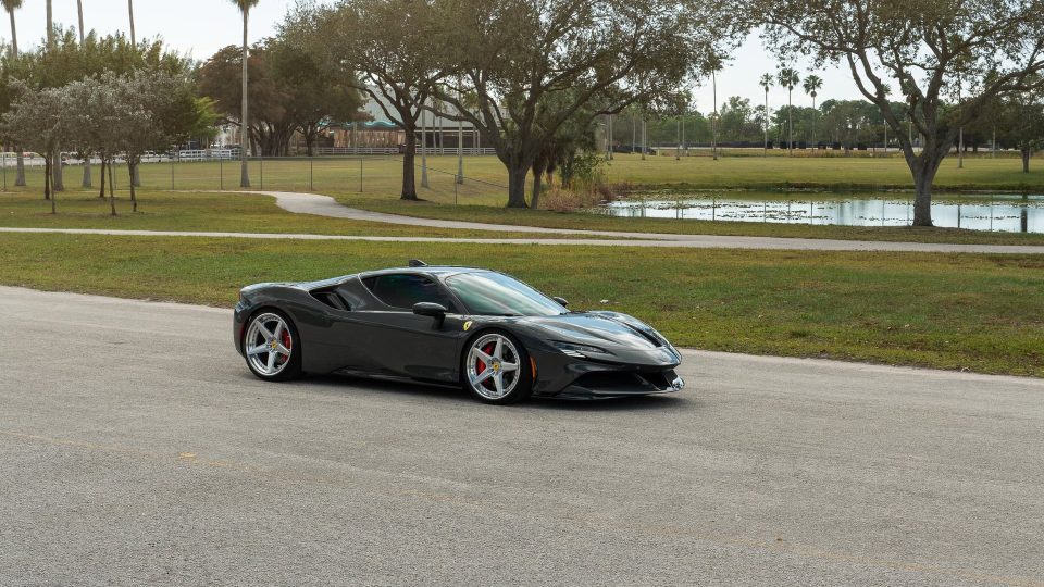 Ferrari SF90 Stradale | Grigio Medio | ANRKY RS5.3 | Brushed Clear