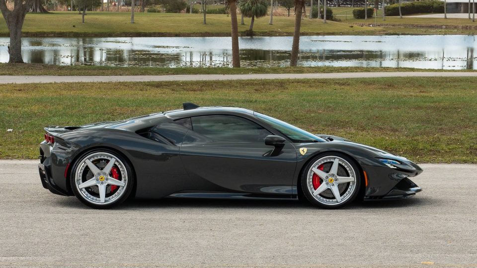 Ferrari SF90 Stradale | Grigio Medio | ANRKY RS5.3 | Brushed Clear