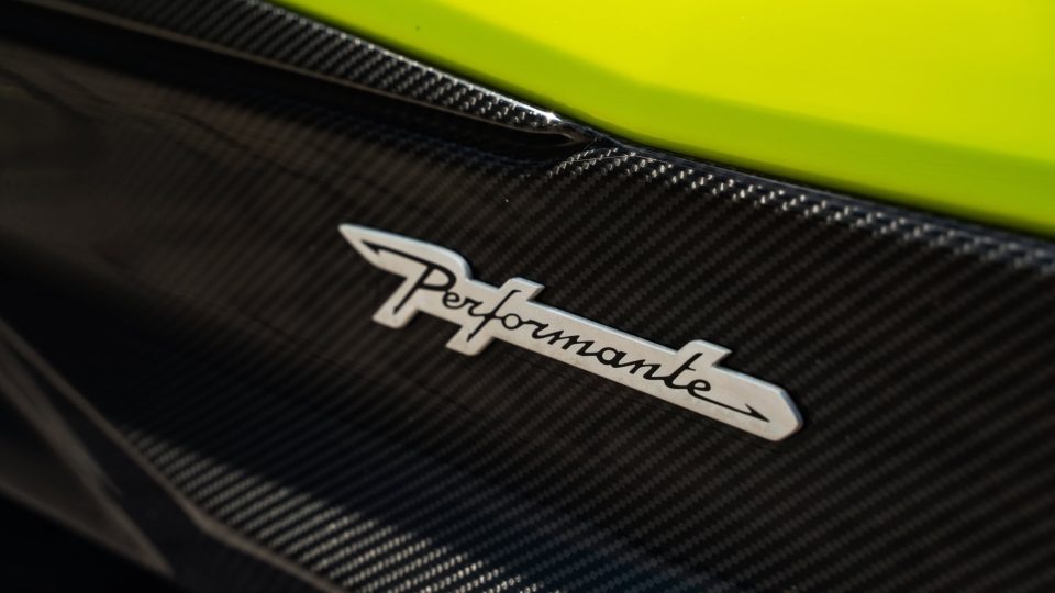 Lamborghini Urus Performante | | on ANRKY AN20 | Gloss White