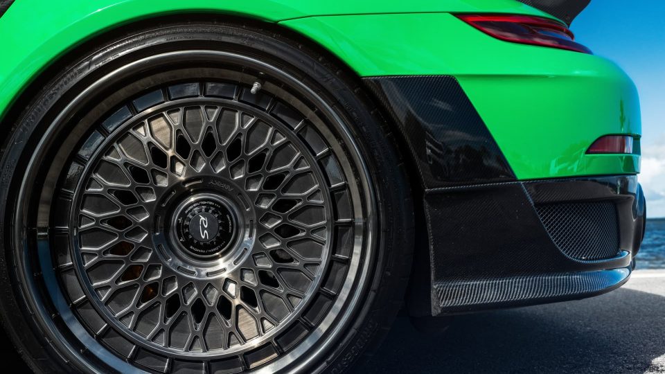 Porsche 991 GT2RS | Lizard Green | on ANRKY RS7.3 + AEROSport | Brushed Smoke