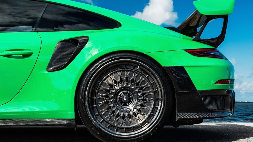 Porsche 991 GT2RS | Lizard Green | on ANRKY RS7.3 + AEROSport | Brushed Smoke