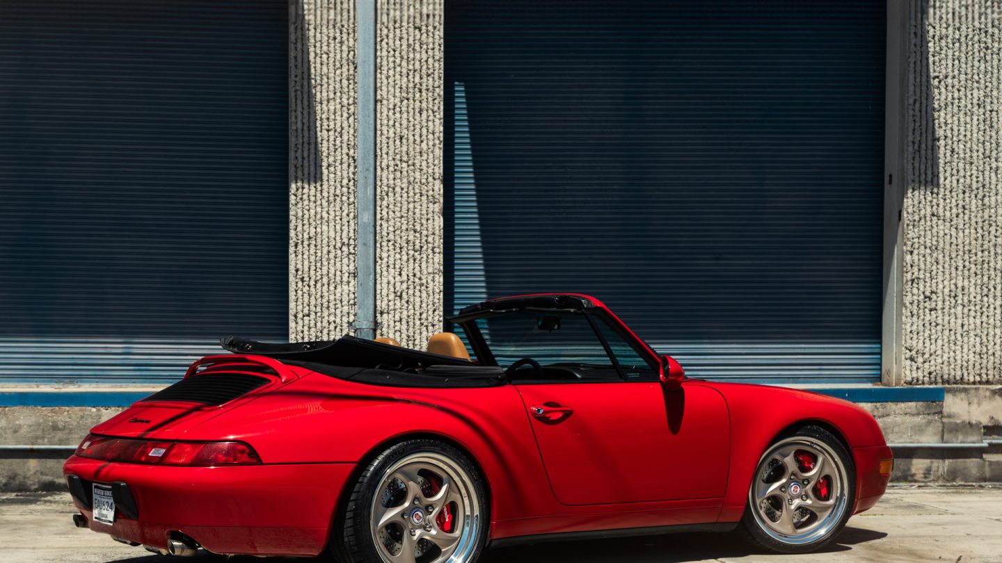 Porsche 993 Carrera Cabriolet on HRE 522