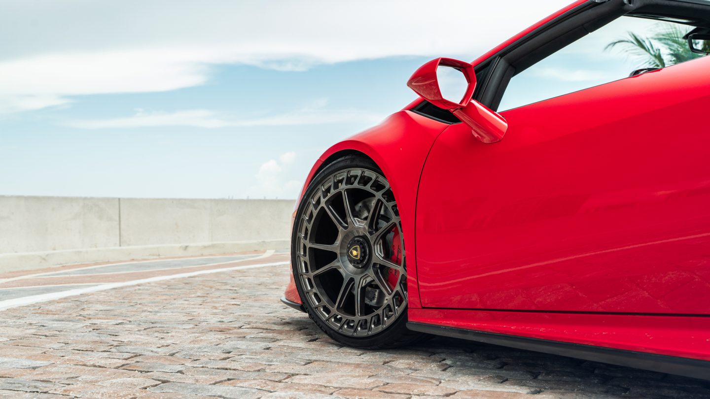 Lamborghini Huracan EVO on Avant Garde Wheels.