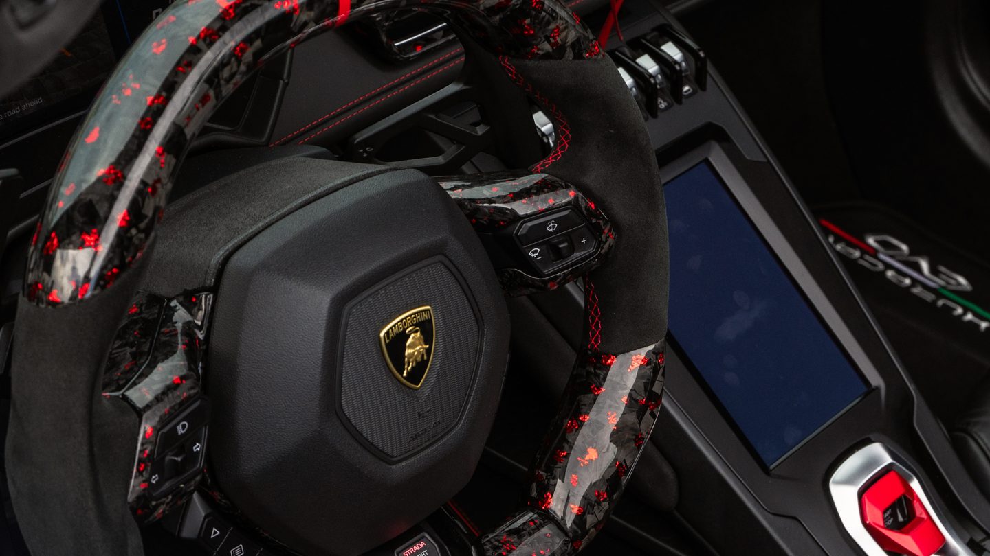 Lamborghini Huracan EVO on Avant Garde Wheels.