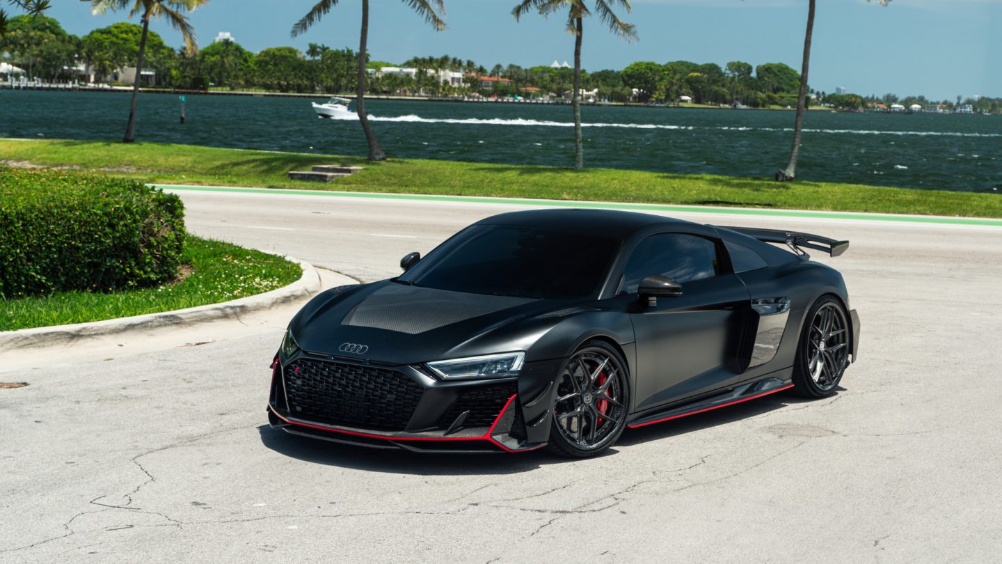 Audi R8 on HRE HX101 Carbon
