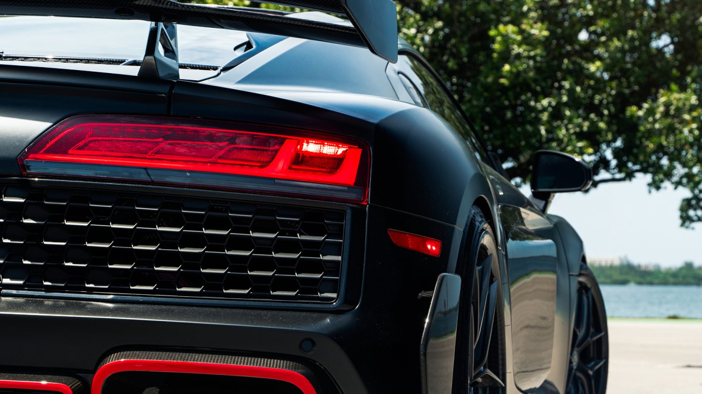 Audi R8 on HRE HX101 Carbon
