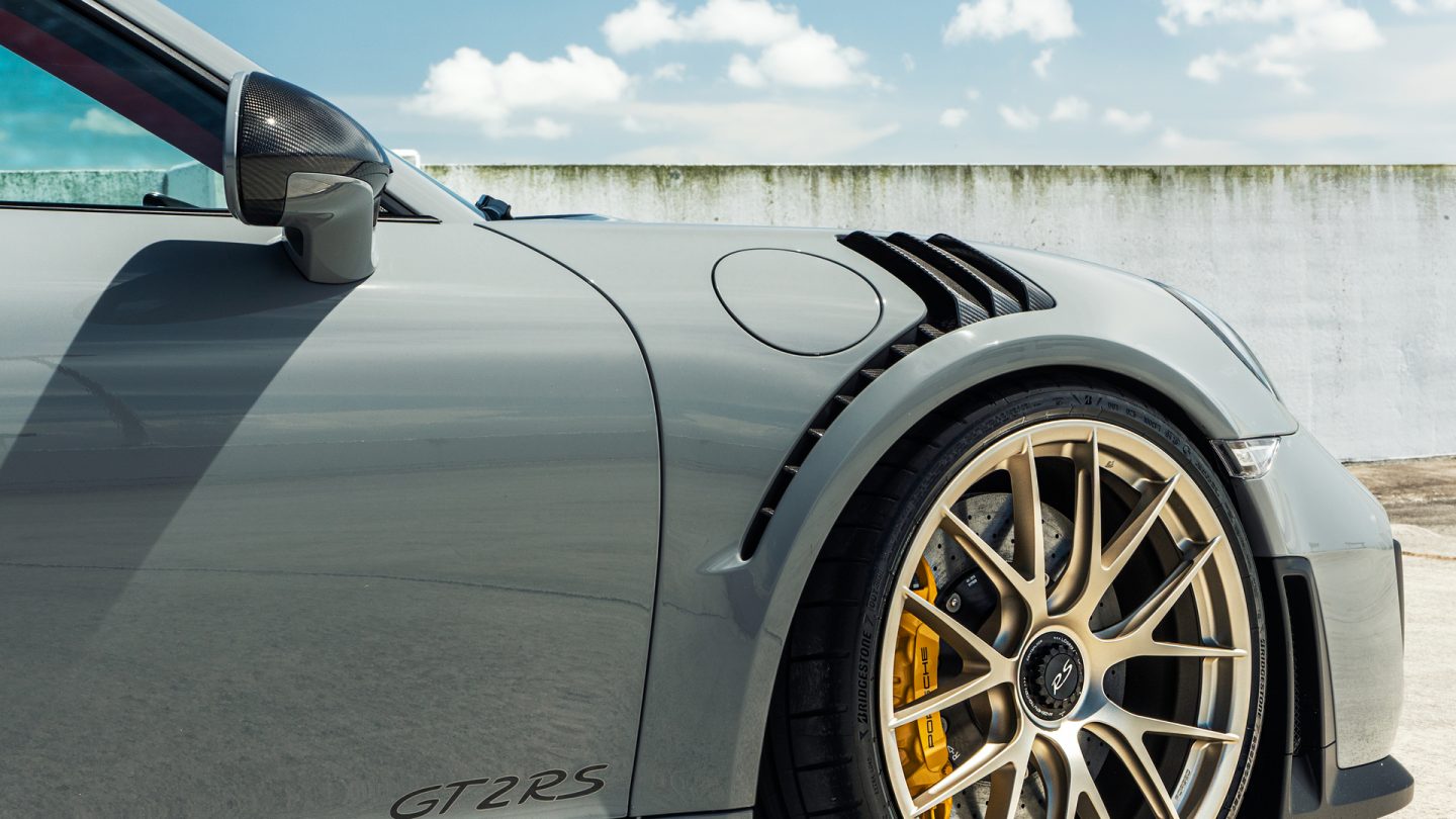 Porsche GT2 on IPE Wheels