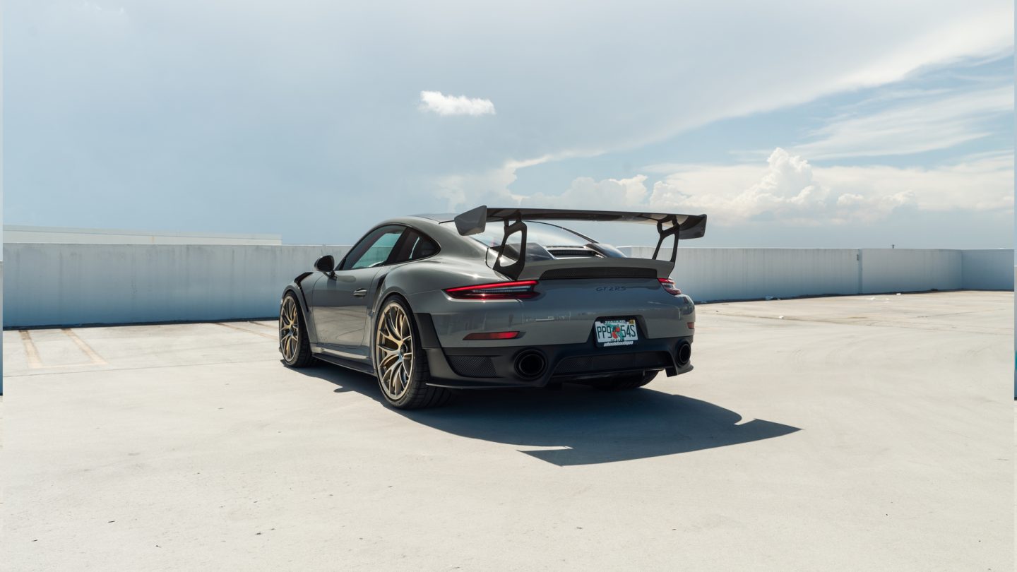 Porsche GT2RS on IPE MFP-01 Wheels