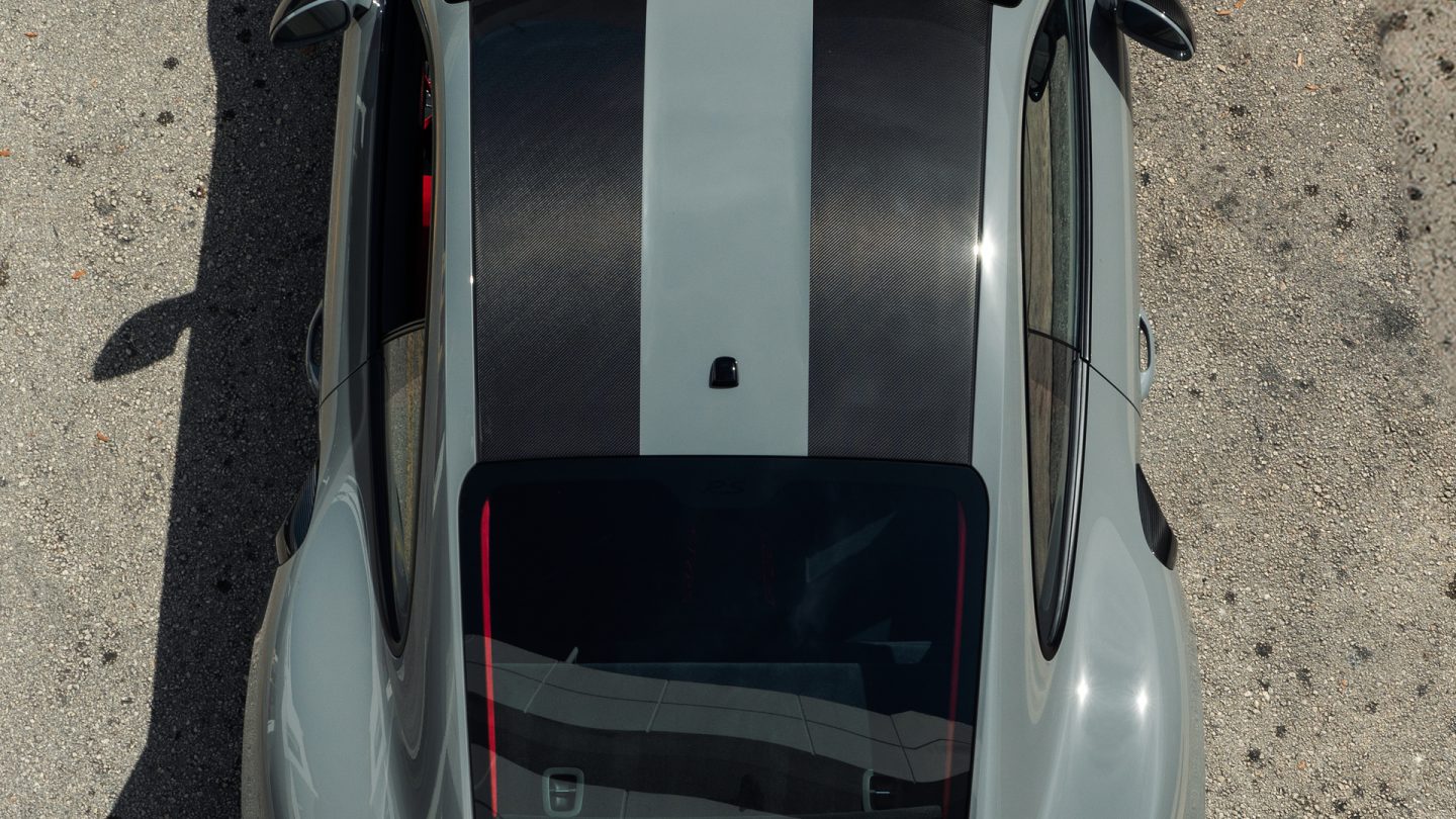 Porsche GT2RS on IPE MFP-01 Wheels