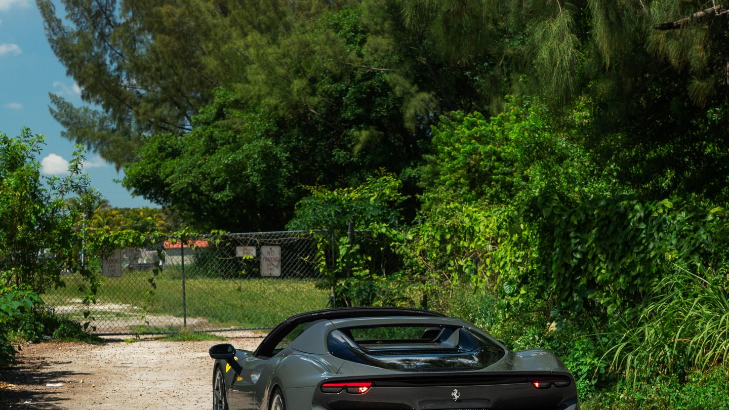 Ferrari 296 GTS on ANRKY RS5.3