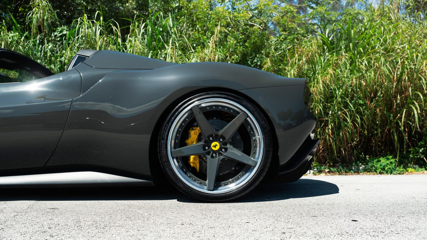 Ferrari 296 GTS on ANRKY RS5.3