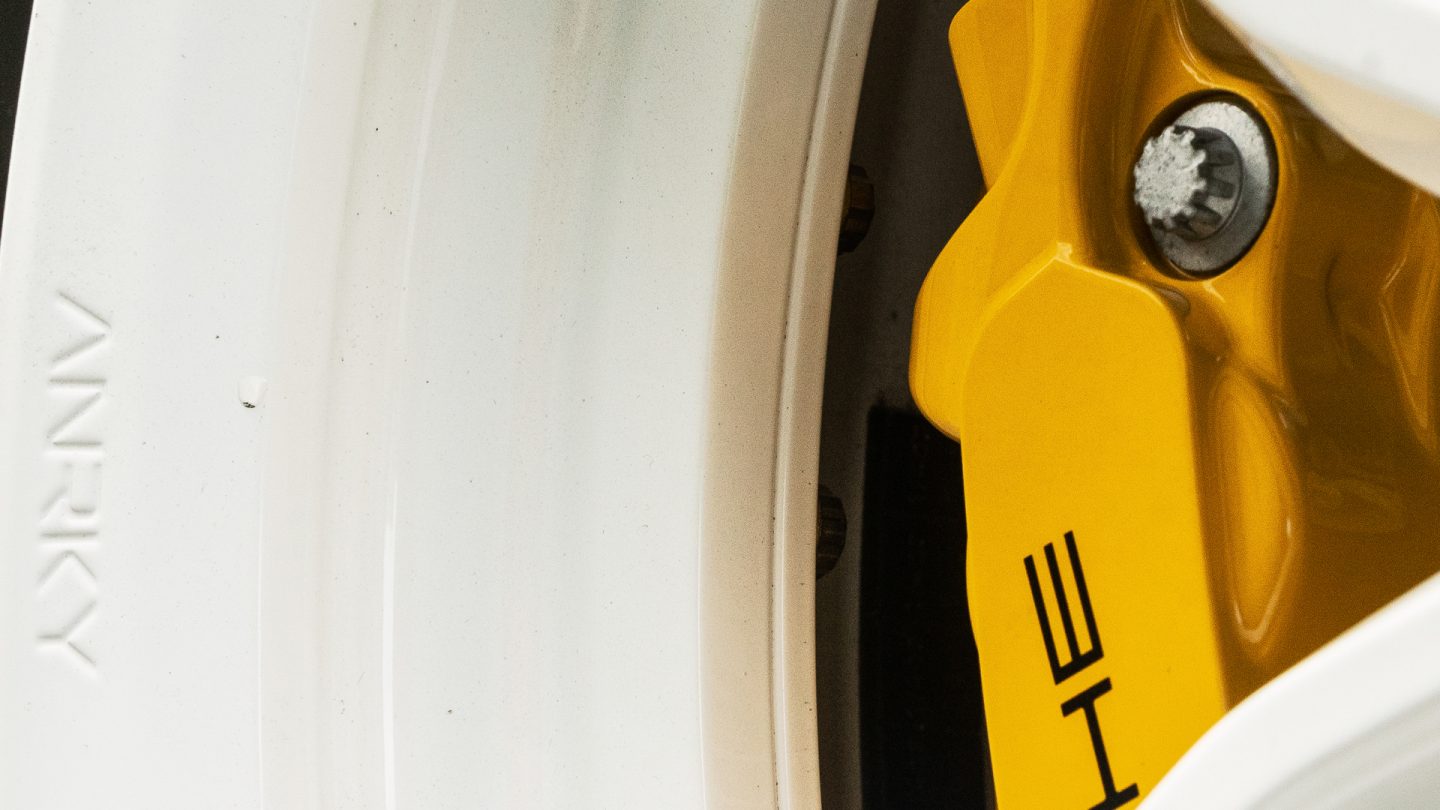 Porsche 992 GT3 Touring – AN27 SeriesTWO