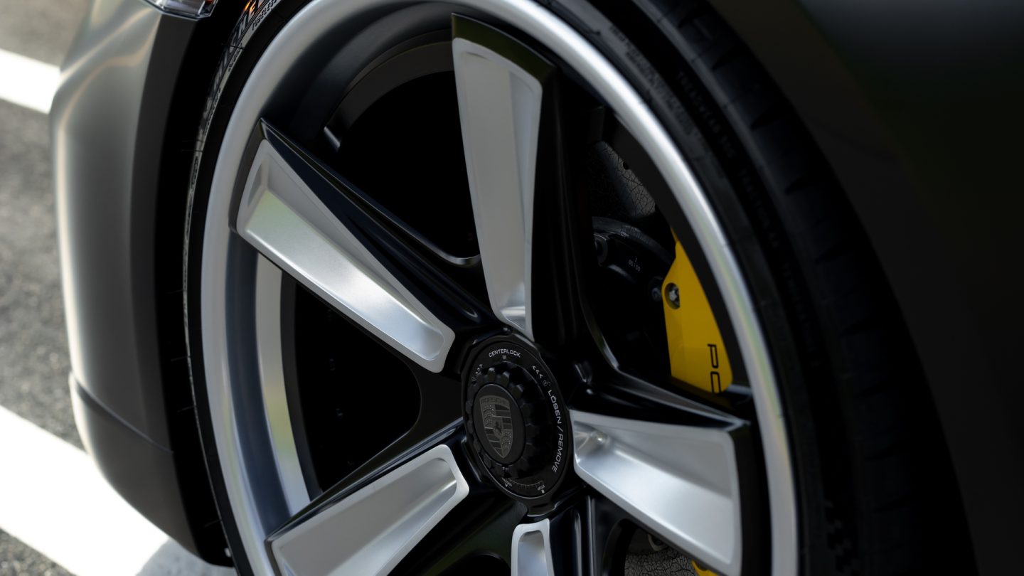 Porsche 992.2 Turbo on Anrky FU-5 