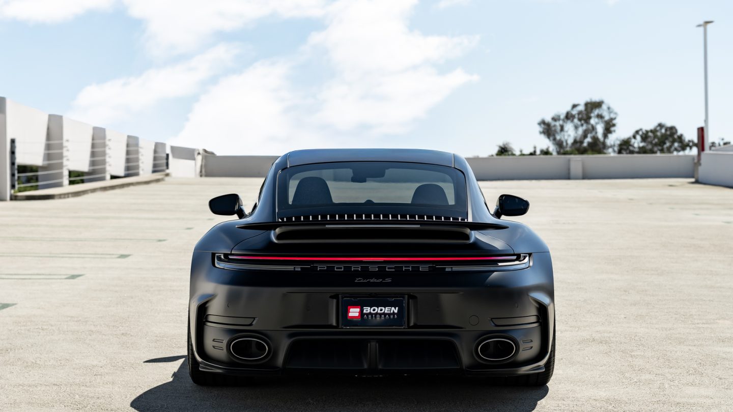 Porsche 992.2 Turbo on Anrky FU-5 