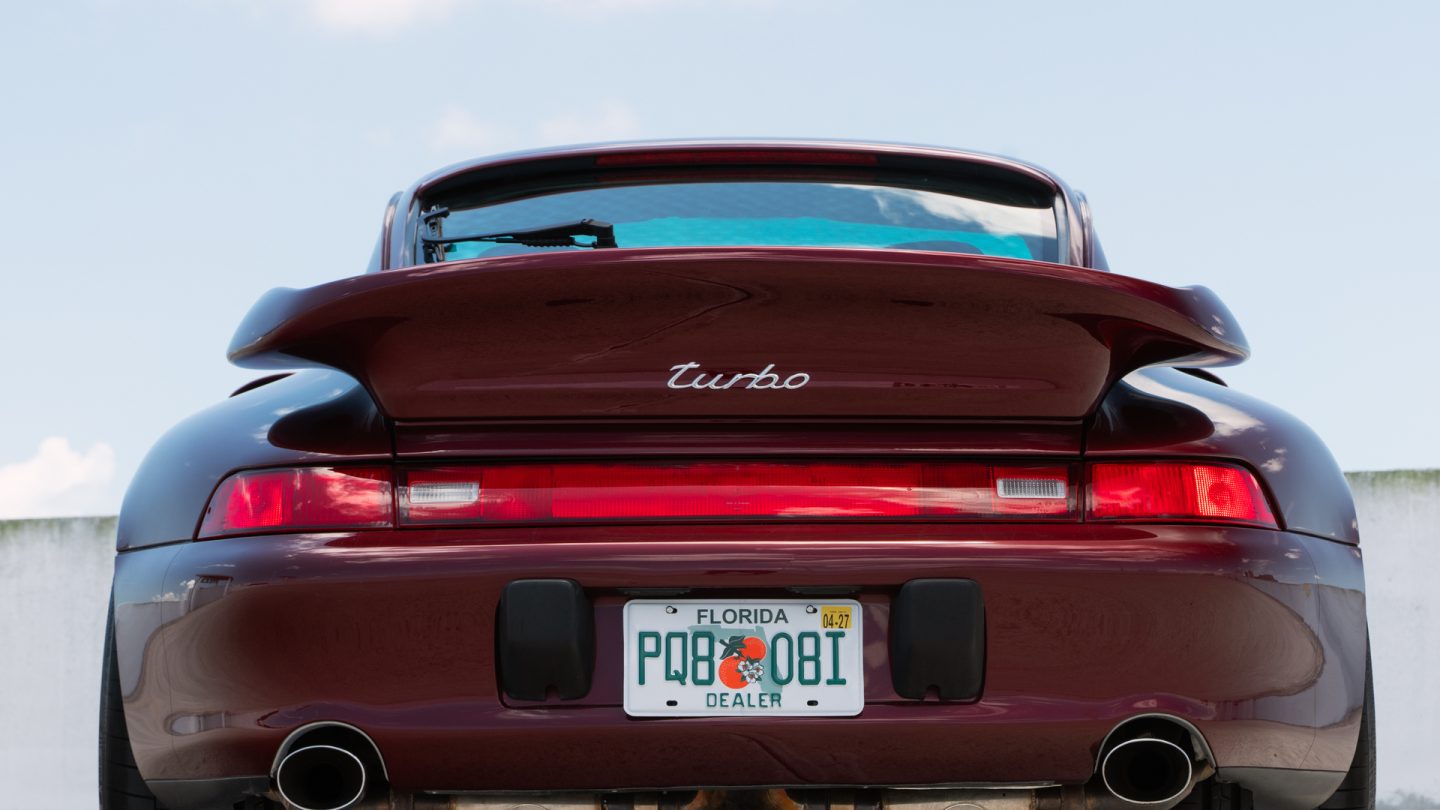 Porsche 993 Turbo on BBS E89